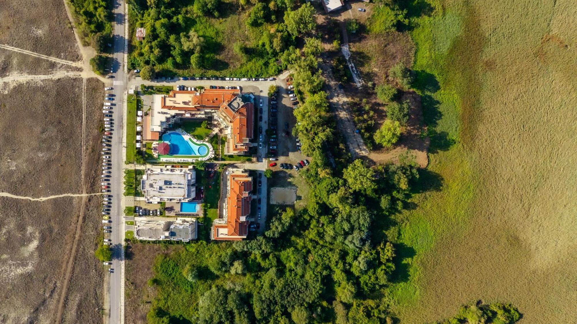 Aparthotel Hotel Prestige City II Primorsko Esterno foto