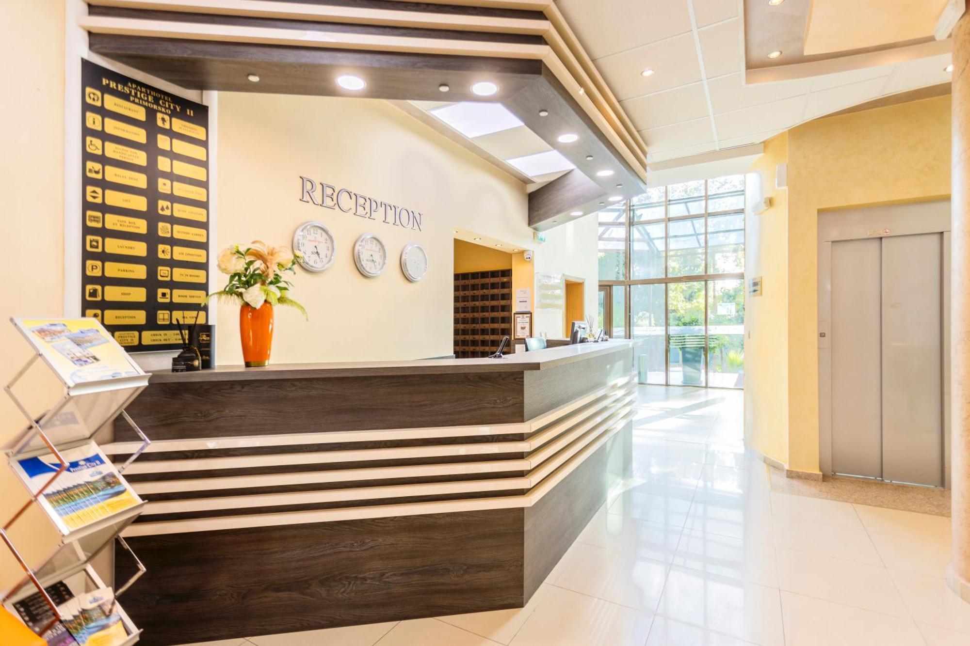Aparthotel Hotel Prestige City II Primorsko Esterno foto